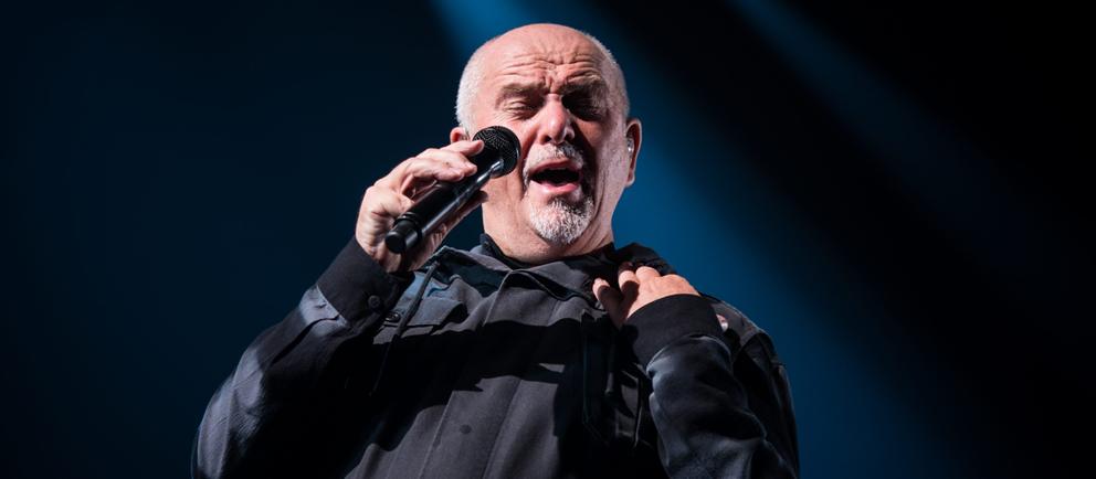 Peter Gabriel bei seiner "Back to Front Tour" 2014 in Turin. 