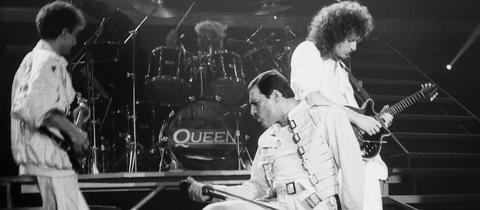 Queen 1986 bei einem Auftritt