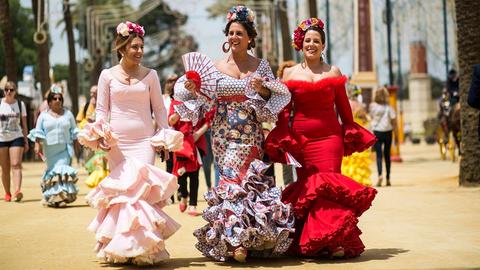 Flamencotänzerinnen in Cadiz, Südspanien