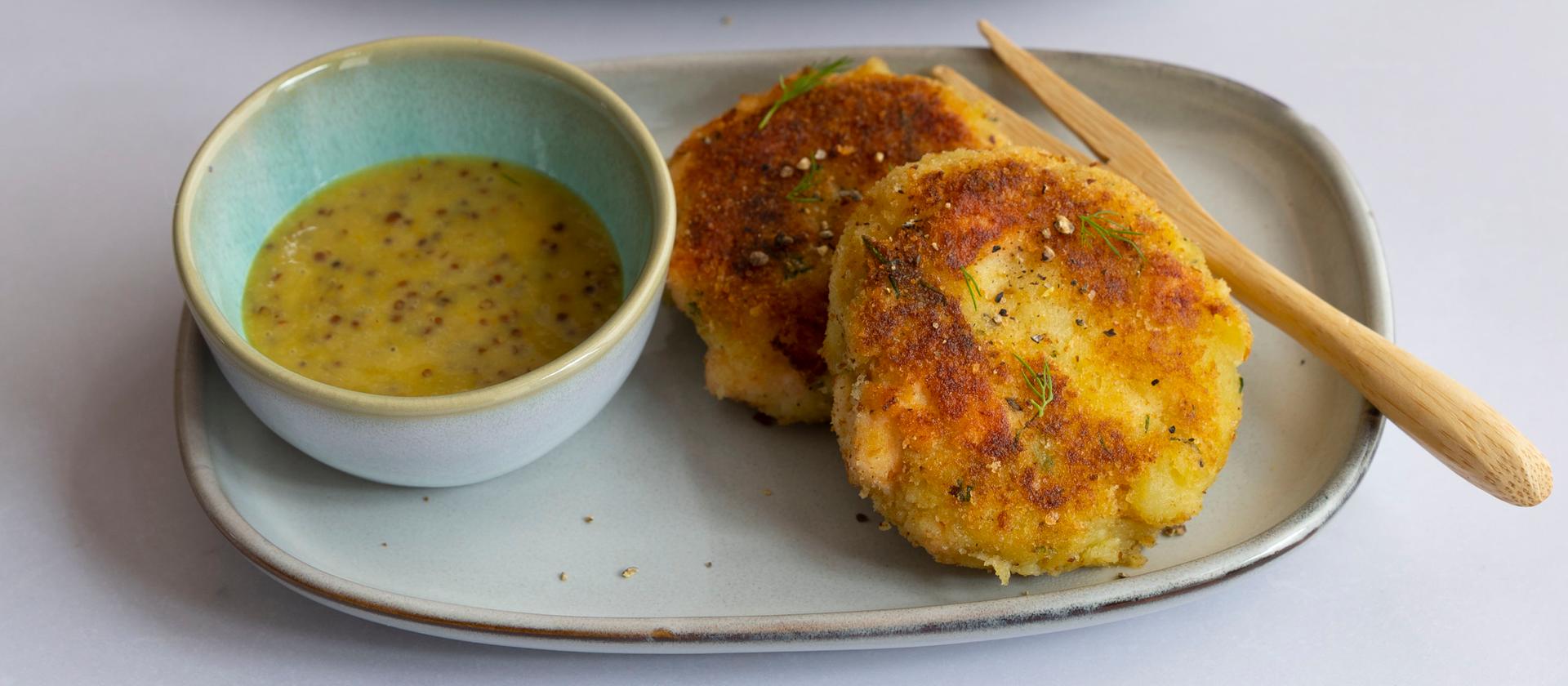 Rezept von Susann Kreihe: Kartoffel-Lachs-Frikadellen | hr1.de | Dolce Vita