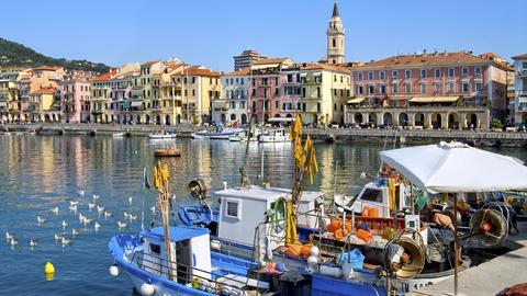 Dorf Oneglia im Cinque Terre National Park in Ligurien, Italien