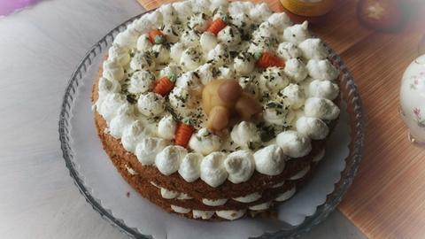 Rübli-Mascarpone-Ostertorte 