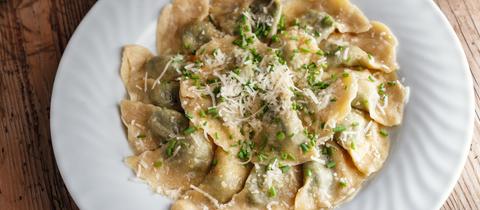 Schlutzkrapfen aus dem Genussbuch "Zu Gast in Südtirol"
