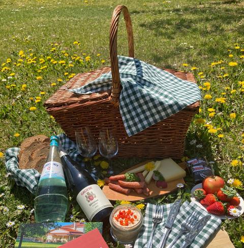 Picknickkorb vom Weingut K. F. Groebe