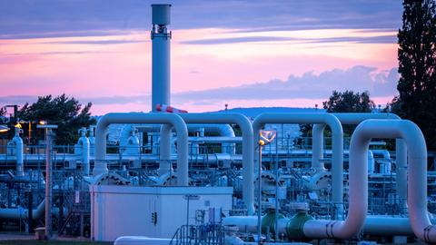 Rohrsysteme und Absperrvorrichtungen in der Gasempfangsstation der Ostseepipeline Nord Stream 1